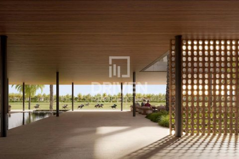 Villa en Dubai Investment Park, Dubai, 4 dormitorios, 489.41 m², № 144452 - foto 3