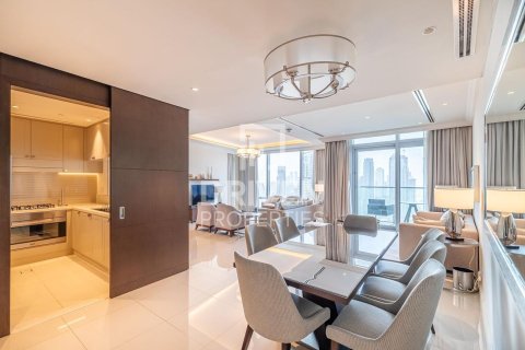 Apartment in The Address Residence Fountain Views, Downtown Dubai (Downtown Burj Dubai), Dubai 3 bedrooms, 205.87 sq.m. № 145424 - photo 15