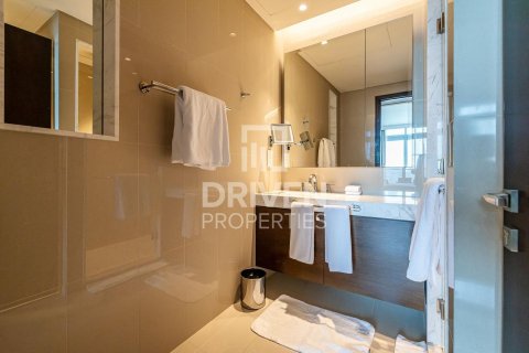 Apartment in The Address Residence Fountain Views, Downtown Dubai (Downtown Burj Dubai), Dubai 3 bedrooms, 205.87 sq.m. № 145424 - photo 19