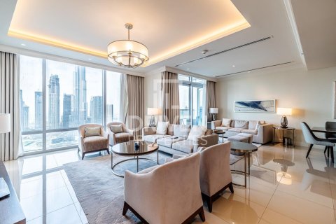 Apartment in The Address Residence Fountain Views, Downtown Dubai (Downtown Burj Dubai), Dubai 3 bedrooms, 205.87 sq.m. № 145424 - photo 6
