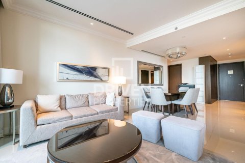 Apartment in The Address Residence Fountain Views, Downtown Dubai (Downtown Burj Dubai), Dubai 3 bedrooms, 205.87 sq.m. № 145424 - photo 3