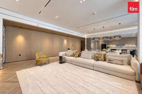 Apartment in Dubai Marina, Dubai 3 bedrooms, 223.9 sq.m. № 143926 - photo 22