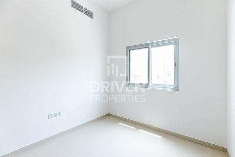 Villa en Amaranta, Dubai Land, Dubai, 4 dormitorios, 330.36 m², № 144296 - foto 11