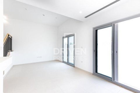 Villa en Amaranta, Dubai Land, Dubai, 4 dormitorios, 330.36 m², № 144296 - foto 9