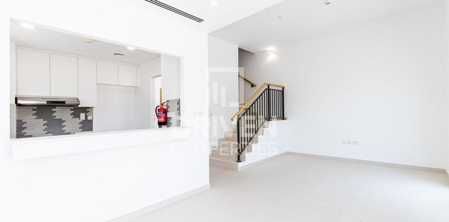 Villa en Amaranta, Dubai Land, Dubai, 4 dormitorios, 330.36 m², № 144296