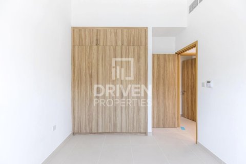 Villa en Amaranta, Dubai Land, Dubai, 4 dormitorios, 330.36 m², № 144296 - foto 12