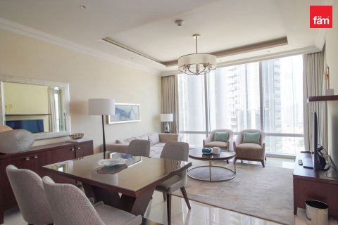 Apartment in Downtown Dubai (Downtown Burj Dubai), Dubai 1 bedroom, 79.3 sq.m. № 143907 - photo 2
