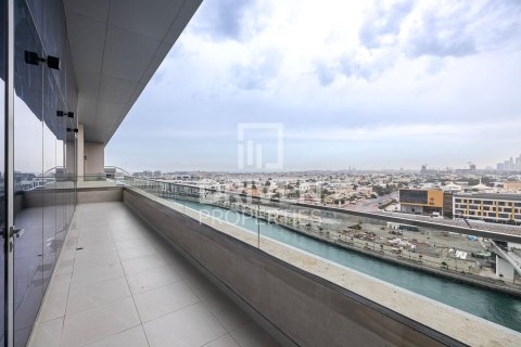 Снять в аренду пентхаус в Аль-Васле, Дубай: 3 спальни, 289.86м², № 145227 - фото 11