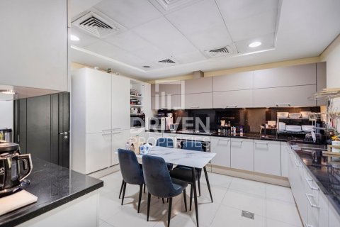 Villa à Meydan, Dubai, 4 chambres, 219.34 m², № 144328 - photo 4