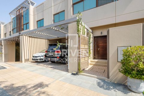 Villa à Meydan, Dubai, 4 chambres, 219.34 m², № 144328 - photo 18