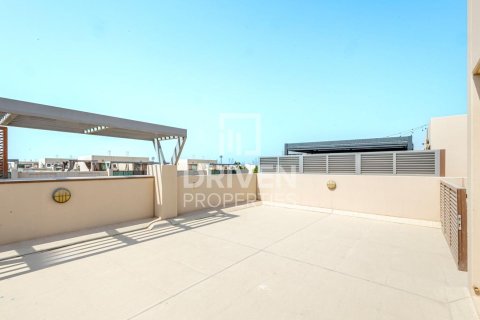 Villa à Meydan, Dubai, 4 chambres, 219.34 m², № 144328 - photo 22