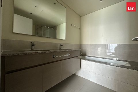 Apartment in Downtown Dubai (Downtown Burj Dubai), Dubai 3 bedrooms, 152.9 sq.m. № 145963 - photo 15