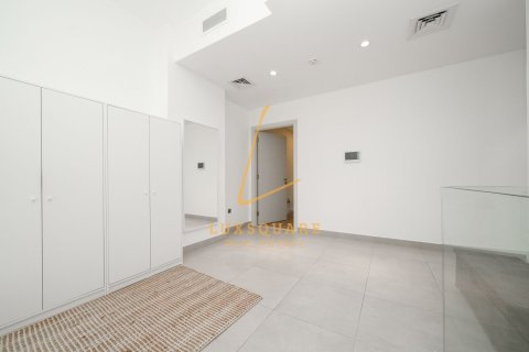 فيلا في Motor City, دبي 3 غرف نوم, 240 م² رقم 143360 - صورة 24