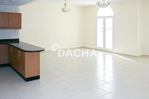 Apartamento en District 10, Jumeirah Village Circle, Dubai, 2 dormitorios, 194 m², № 143514 - foto 2