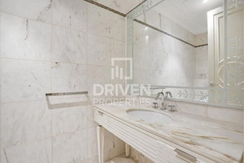منزل ذو طابقين في Palazzo Versace, Culture Village, دبي 3 غرف نوم, 471.48 م² رقم 144337 - صورة 18
