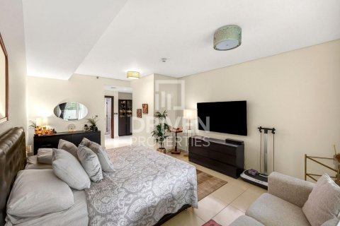 Apartment in The Crescent, Palm Jumeirah, Dubai 3 bedrooms, 397.9 sq.m. № 144906 - photo 12