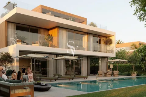 Villa à Dubai Investment Park, Dubai, 5 chambres, 500 m², № 121798