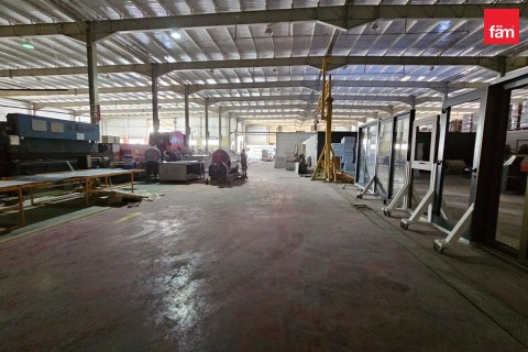 Warehouse in Jebel Ali, Dubai 859.3 sq.m. № 143913 - photo 3