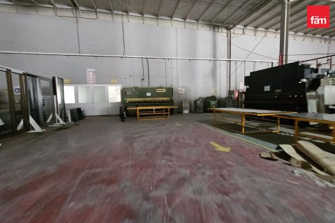 Warehouse in Jebel Ali, Dubai 859.3 sq.m. № 143913 - photo 2
