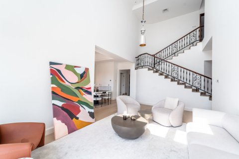 Villa en Jumeirah Islands, Dubai, 4 dormitorios, 488 m², № 143568 - foto 5