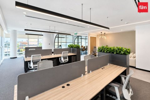 Office in Dubai 139.7 sq.m. № 143404