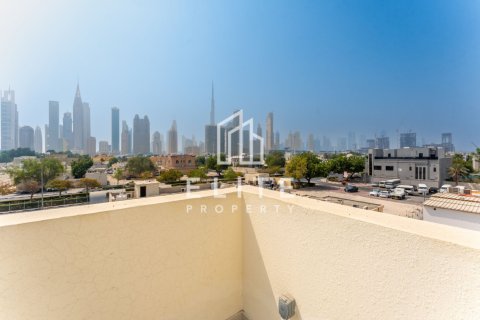 Adosado en Al Badaa, Dubai, 4 dormitorios, 669 m², № 145886 - foto 2