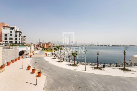 Снять в аренду квартиру в La Mer, Джумейра, Дубай: 1 спальня, 74.32м², № 145399 - фото 17