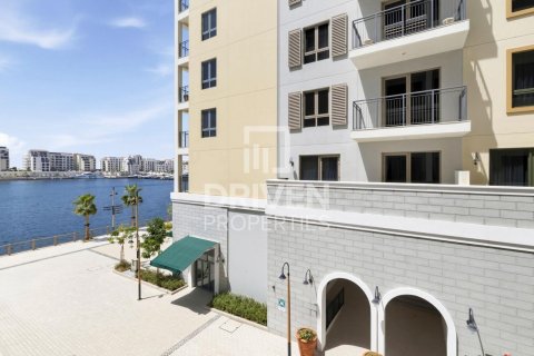 Снять в аренду квартиру в La Mer, Джумейра, Дубай: 1 спальня, 74.32м², № 145399 - фото 13