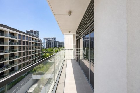 Apartment in Dubai 3 bedrooms, 180.7 sq.m. № 145580 - photo 18