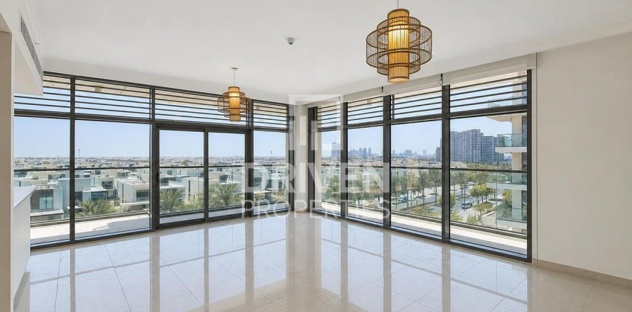 Apartment in Dubai 3 bedrooms, 180.7 sq.m. № 145580