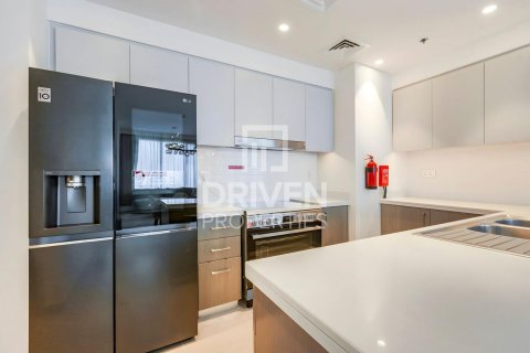 Apartment in Forte, Downtown Dubai (Downtown Burj Dubai), Dubai 3 bedrooms, 147.53 sq.m. № 145128 - photo 18