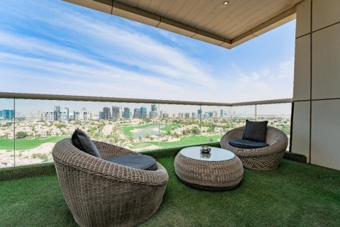Ático en Dubai Sports City, Dubai, 4 dormitorios, 456 m², № 143626 - foto 8