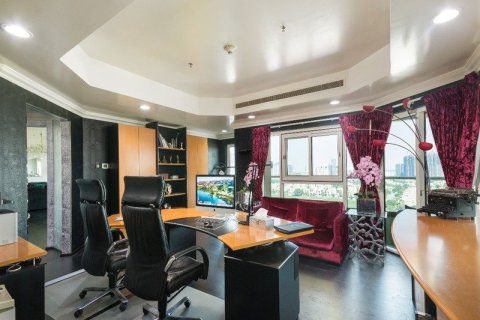 Ático en Dubai Sports City, Dubai, 4 dormitorios, 456 m², № 143626 - foto 12