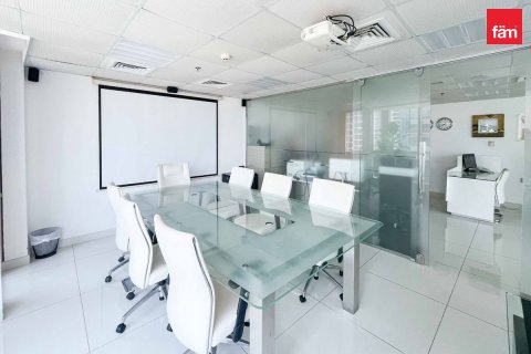 Bureau à Dubai, 141.6 m², № 143987 - photo 12