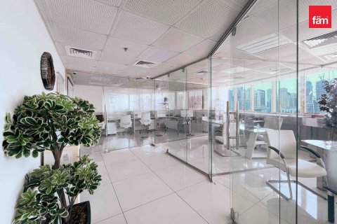 Bureau à Dubai, 141.6 m², № 143987 - photo 8