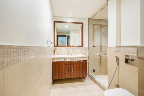 Apartment in Burj Vista, Downtown Dubai (Downtown Burj Dubai), Dubai 3 bedrooms, 165.37 sq.m. № 145349 - photo 16