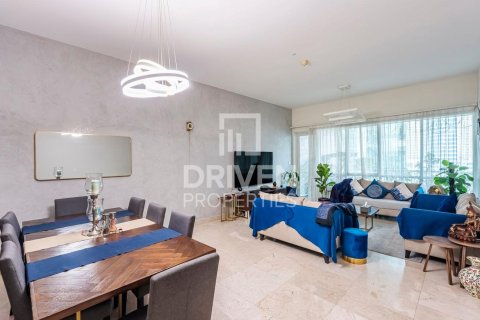 Appartement à KG Tower, Dubai Marina, Dubai, 3 chambres, 251.12 m², № 144758 - photo 4