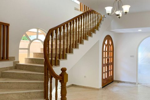 Villa in Al Safa, Dubai 4 bedrooms, 5870.36 sq.m. № 145776 - photo 10