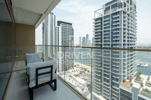 Снять в аренду квартиру в EMAAR Beachfront, Dubai Harbour, Дубай: 1 спальня, 82.78м², № 145090 - фото 23