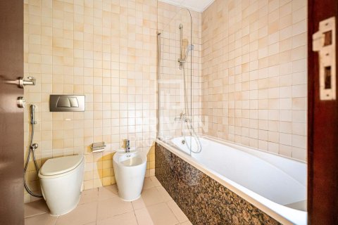 Appartement à Murjan, Jumeirah Beach Residence, Dubai, studio, 66.33 m², № 144810 - photo 8