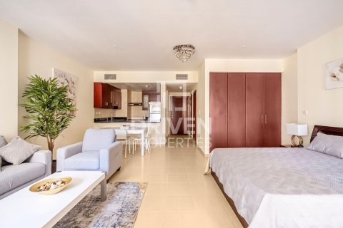 Appartement à Murjan, Jumeirah Beach Residence, Dubai, studio, 66.33 m², № 144810 - photo 2