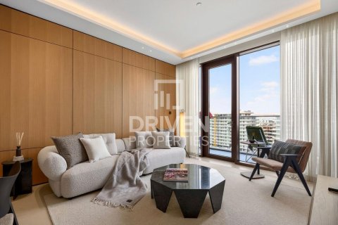 Apartamento en Al Wasl, Dubai, 2 dormitorios, 137.22 m², № 144265