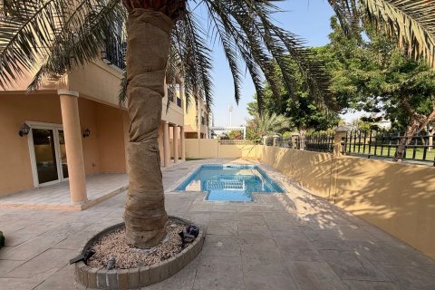 فيلا في فيلات, دبي 5 غرف نوم , 342.67 م² رقم 145779 - صورة 24