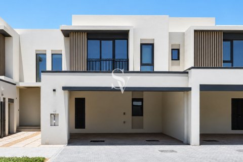 Townhouse in Jebel Ali, Dubai 3 bedrooms, 242 sq.m. № 112275