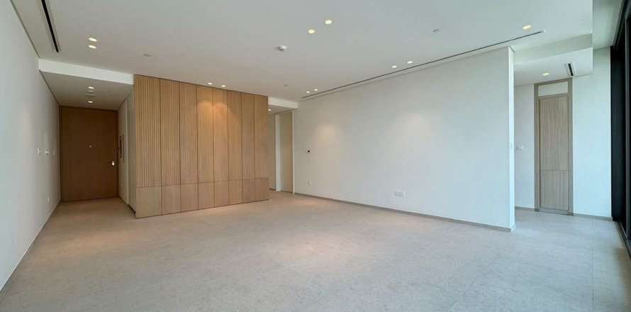 Apartment in Dubai 2 bedrooms, 181.8 sq.m. № 143917