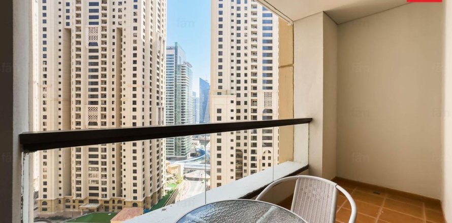 Apartamento en Dubai, 1 dormitorio, 106.5 m², № 143341