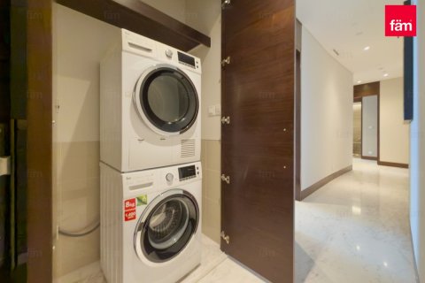 Apartment in Downtown Dubai (Downtown Burj Dubai), Dubai 3 bedrooms, 224.6 sq.m. № 143963 - photo 16