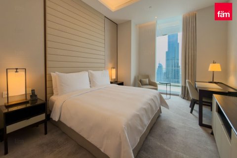 Apartment in Downtown Dubai (Downtown Burj Dubai), Dubai 3 bedrooms, 224.6 sq.m. № 143963 - photo 11