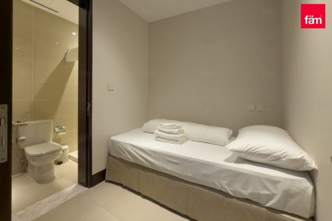 Apartment in Downtown Dubai (Downtown Burj Dubai), Dubai 3 bedrooms, 224.6 sq.m. № 143963 - photo 22