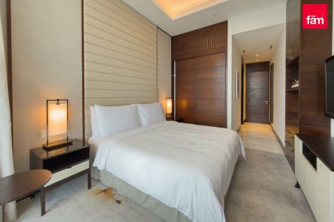 Apartment in Downtown Dubai (Downtown Burj Dubai), Dubai 3 bedrooms, 224.6 sq.m. № 143963 - photo 13